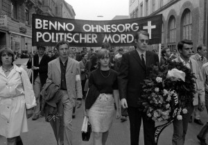 Protestdemonstration von Studenten gegen die Erschießung von Benno Ohnesorg, München, 5. Juni 1967