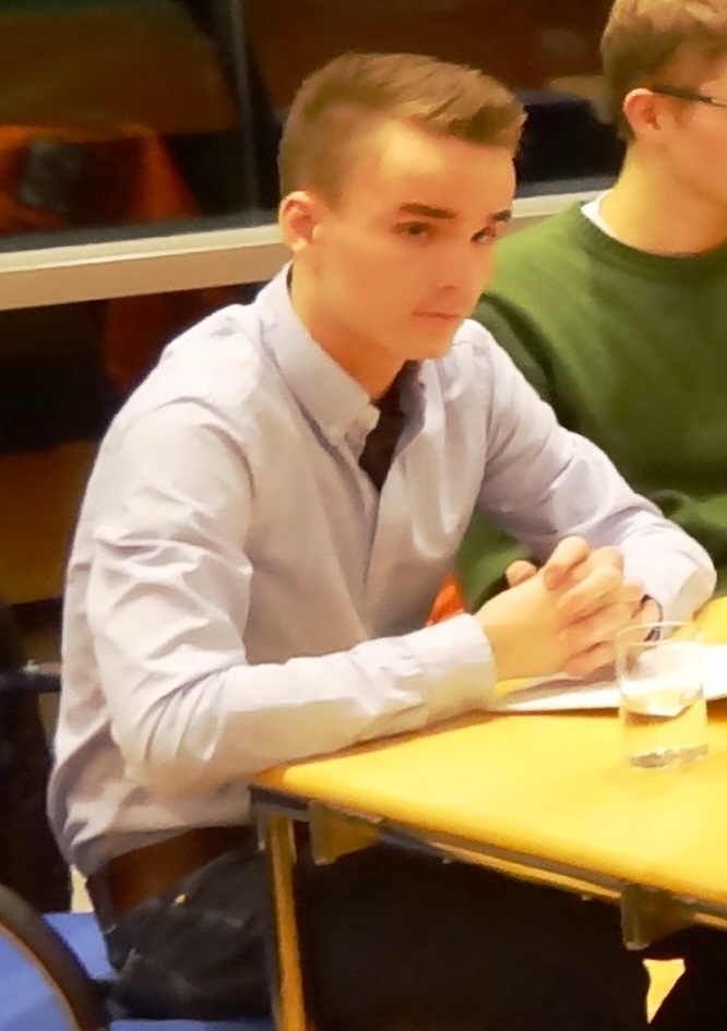 Constantin Hübner, 16 J., Schüler der Ricarda-Huch-Schule, Dreieich