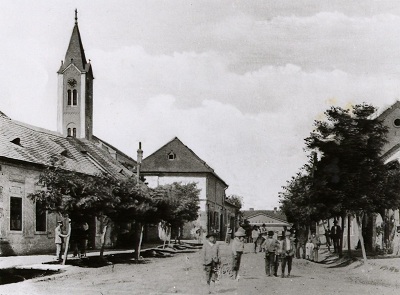 Dorfplatz in Paks 1930er Jahre.
