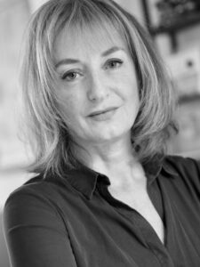 Nina Grünfeld, Autorin des Buches. Sie lebt in Oslo, ist Filmregisseurin und Professorin an der Fachhochschule.