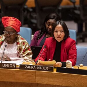 z Die afghanische Journalistin und Frauenrechtsverteidigerin Zahra Nader unterrichtet den UNO Sicherheitsrat am 20. Oktober 2022